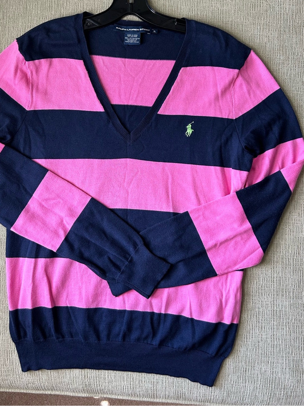 RALPH LAUREN POLO (NWOT) V-Neck Top - Unisex - Picture 7 of 7